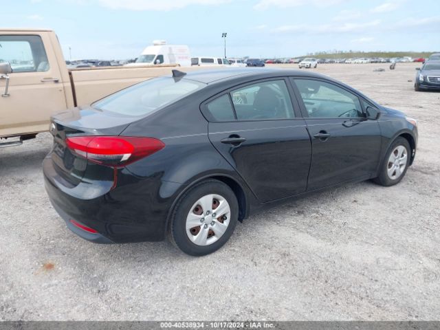 Photo 3 VIN: 3KPFL4A73HE128644 - KIA FORTE 