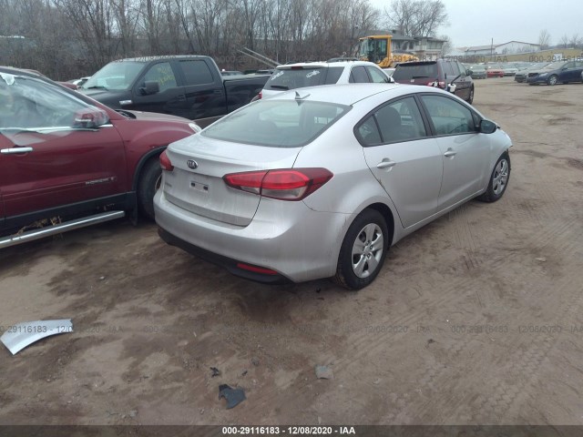 Photo 3 VIN: 3KPFL4A73JE165084 - KIA FORTE 