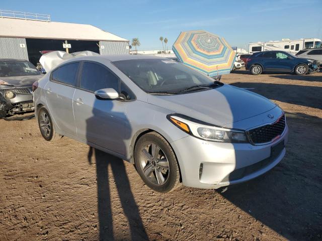 Photo 3 VIN: 3KPFL4A73JE166462 - KIA FORTE 