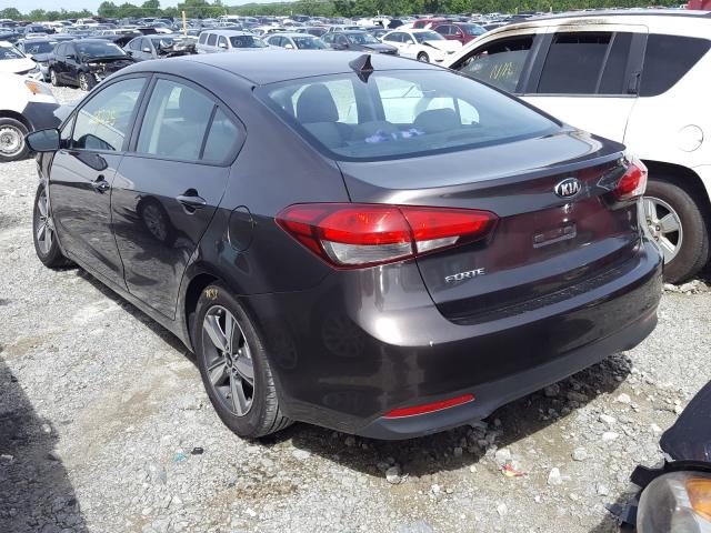 Photo 2 VIN: 3KPFL4A73JE169054 - KIA FORTE LX 