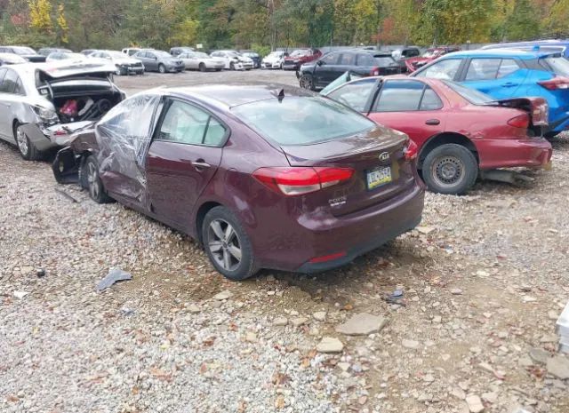 Photo 2 VIN: 3KPFL4A73JE170849 - KIA FORTE 