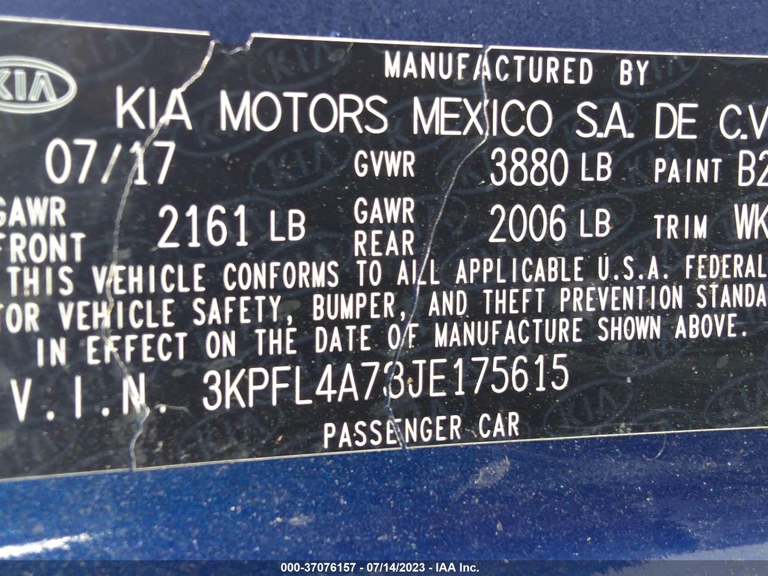 Photo 8 VIN: 3KPFL4A73JE175615 - KIA FORTE 