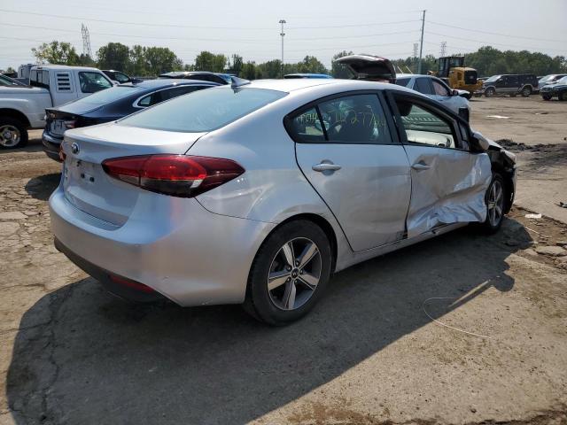 Photo 2 VIN: 3KPFL4A73JE177302 - KIA FORTE LX 