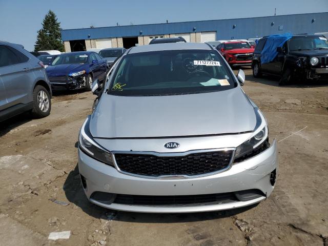 Photo 4 VIN: 3KPFL4A73JE177302 - KIA FORTE LX 