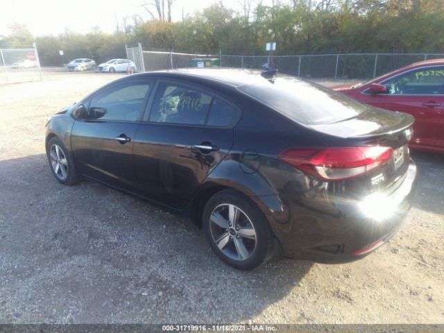 Photo 2 VIN: 3KPFL4A73JE214610 - KIA FORTE 