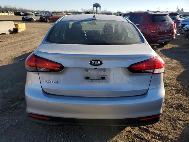 Photo 5 VIN: 3KPFL4A73JE223887 - KIA FORTE LX 