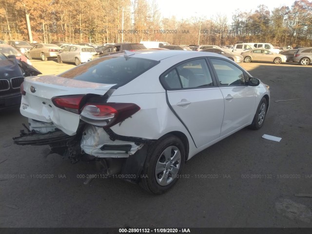 Photo 3 VIN: 3KPFL4A73JE226868 - KIA FORTE 