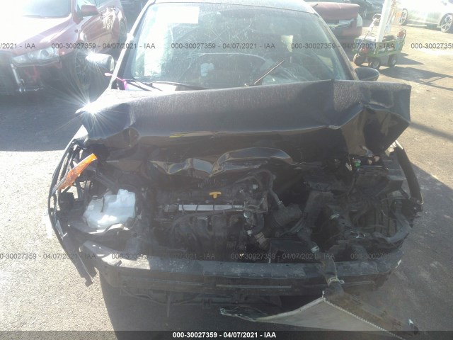 Photo 5 VIN: 3KPFL4A73JE242729 - KIA FORTE 