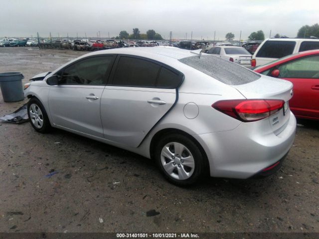 Photo 2 VIN: 3KPFL4A73JE248465 - KIA FORTE 