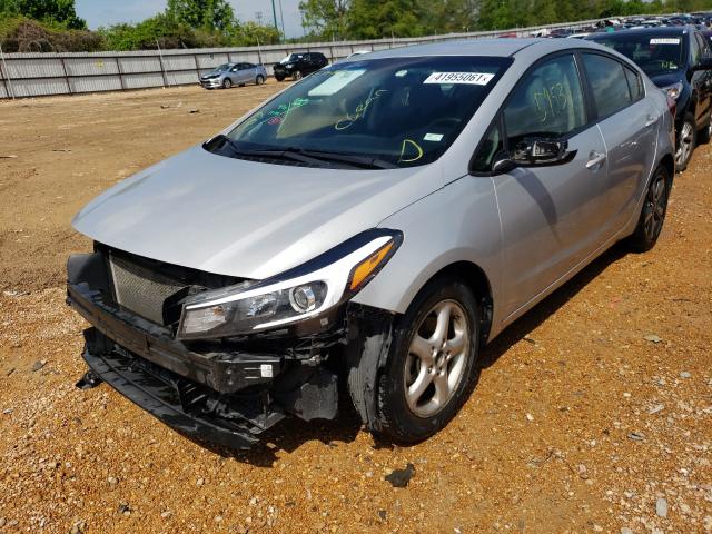 Photo 1 VIN: 3KPFL4A73JE257120 - KIA FORTE LX 