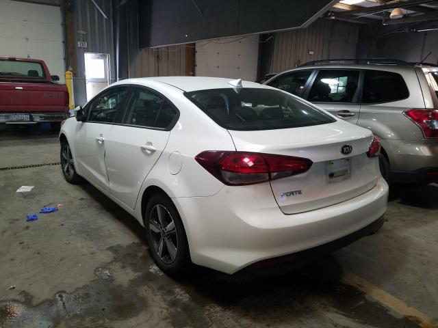 Photo 2 VIN: 3KPFL4A73JE274225 - KIA FORTE LX 