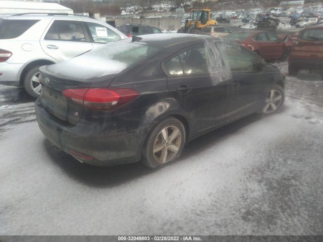 Photo 3 VIN: 3KPFL4A73JE284284 - KIA FORTE 