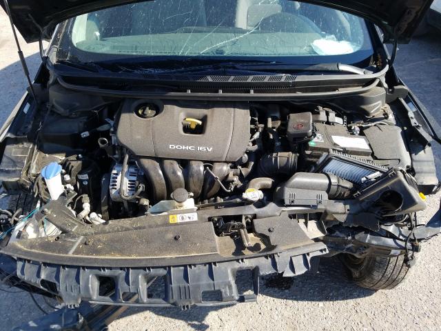 Photo 6 VIN: 3KPFL4A74HE008366 - KIA FORTE LX 