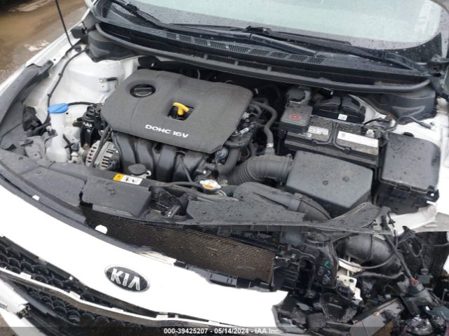 Photo 9 VIN: 3KPFL4A74HE039942 - KIA FORTE 