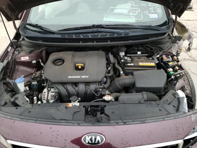 Photo 6 VIN: 3KPFL4A74HE067109 - KIA FORTE LX 