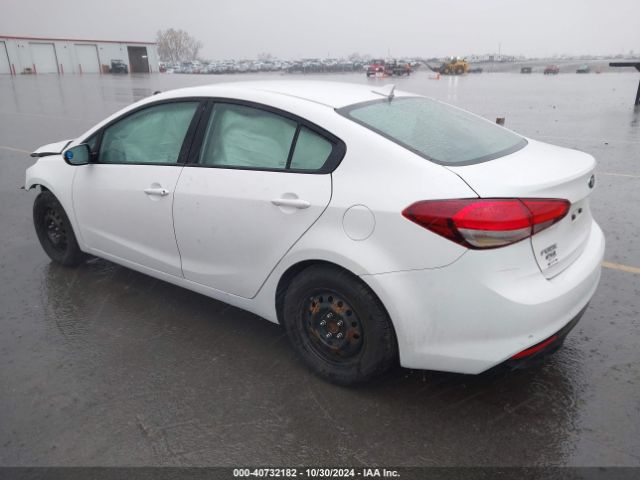 Photo 2 VIN: 3KPFL4A74HE107897 - KIA FORTE 