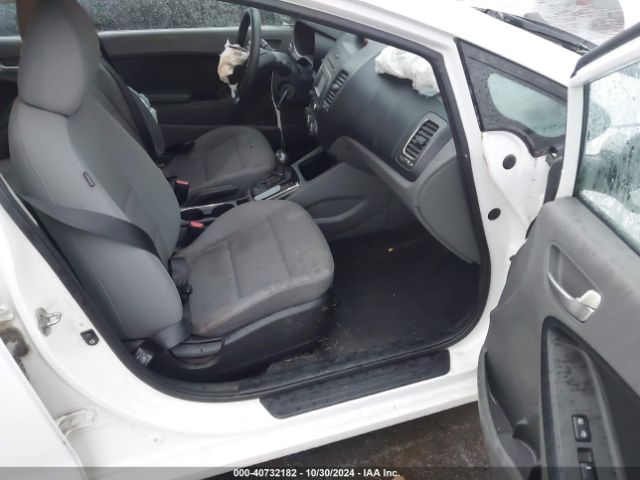 Photo 4 VIN: 3KPFL4A74HE107897 - KIA FORTE 