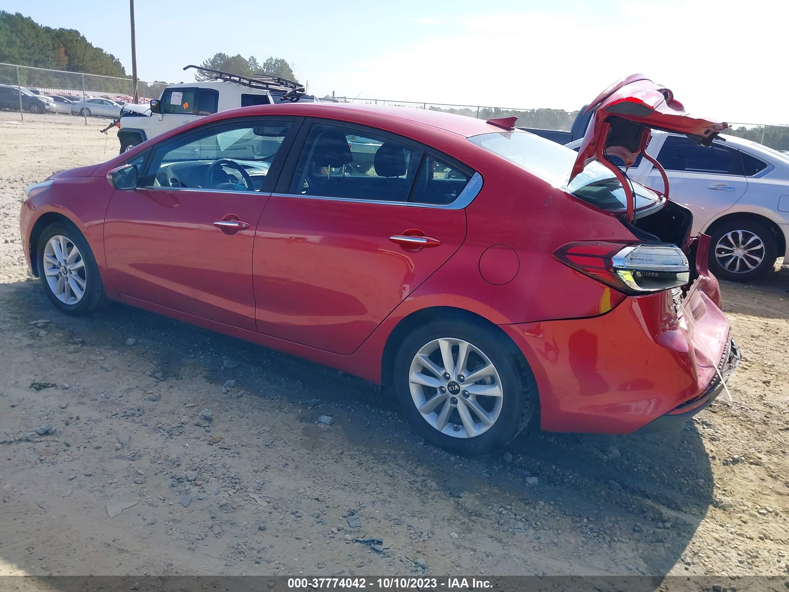 Photo 2 VIN: 3KPFL4A74HE115918 - KIA FORTE 