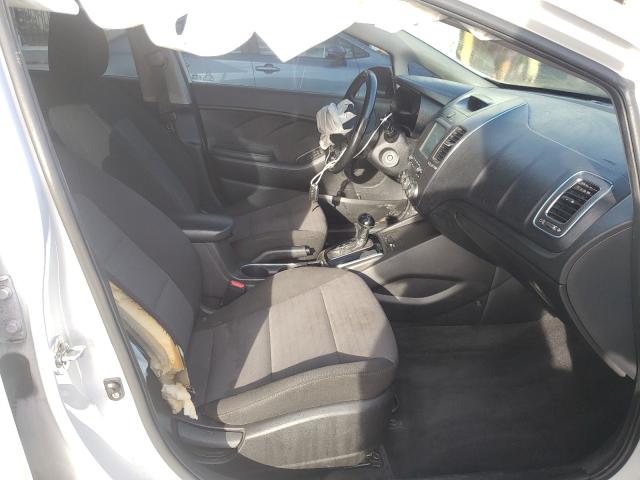 Photo 4 VIN: 3KPFL4A74HE120388 - KIA FORTE LX 