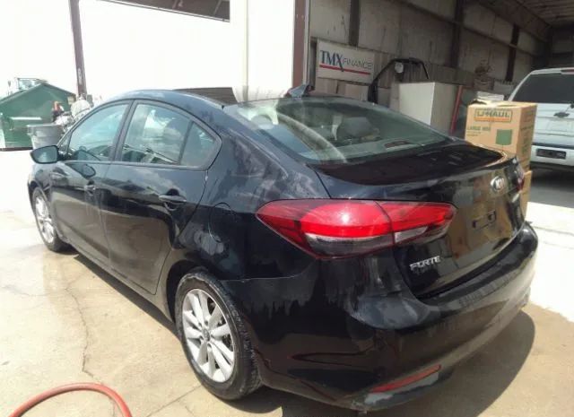 Photo 2 VIN: 3KPFL4A74HE131861 - KIA FORTE 