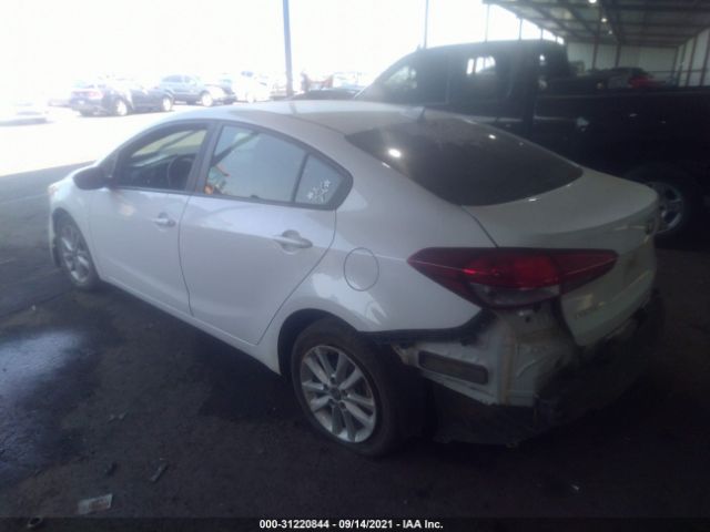 Photo 2 VIN: 3KPFL4A74HE153486 - KIA FORTE 