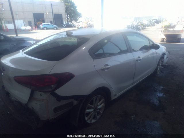 Photo 3 VIN: 3KPFL4A74HE153486 - KIA FORTE 