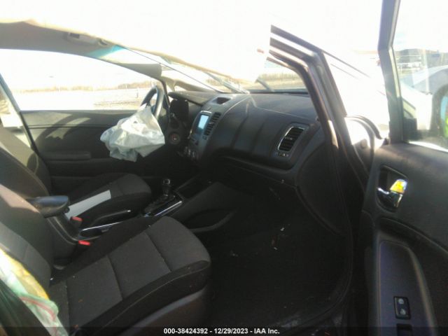 Photo 4 VIN: 3KPFL4A74HE158834 - KIA FORTE 