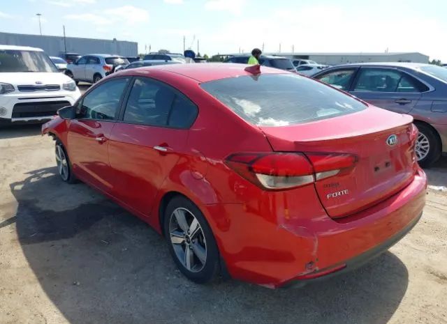 Photo 2 VIN: 3KPFL4A74JE170715 - KIA FORTE 