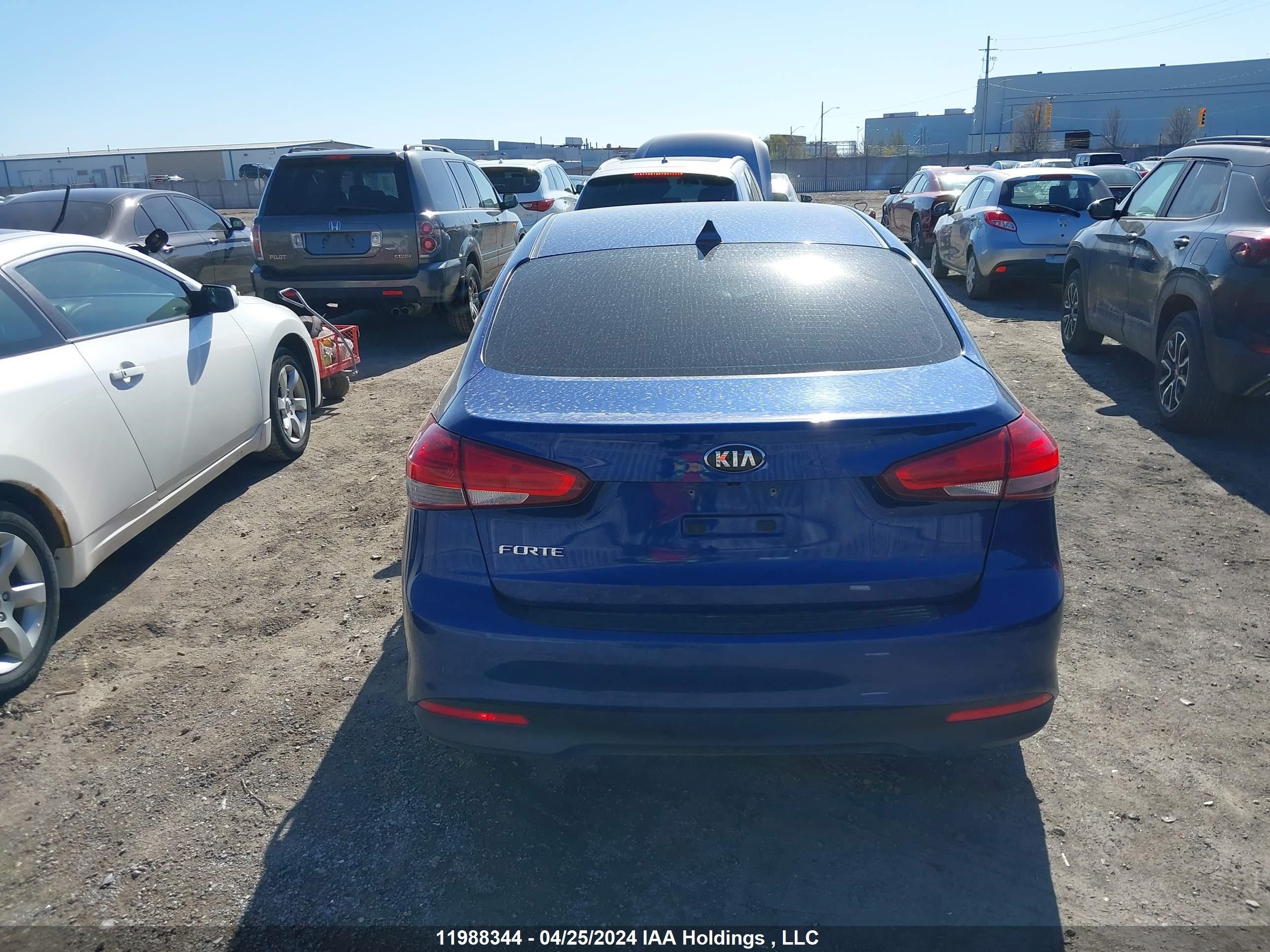 Photo 16 VIN: 3KPFL4A74JE181598 - KIA FORTE 