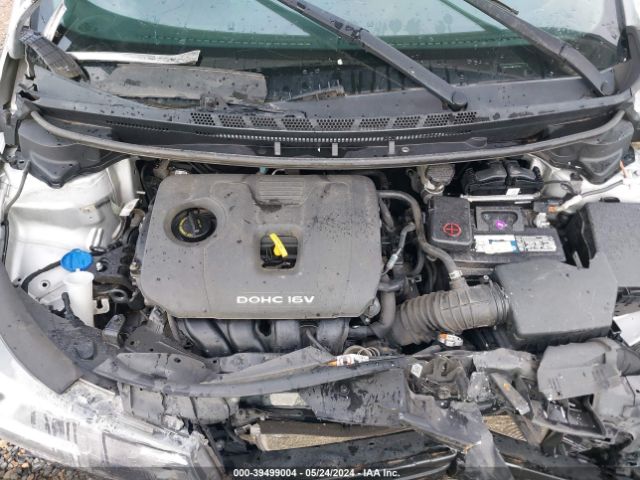 Photo 9 VIN: 3KPFL4A74JE202756 - KIA FORTE 