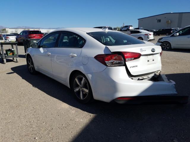 Photo 2 VIN: 3KPFL4A74JE208024 - KIA FORTE LX 