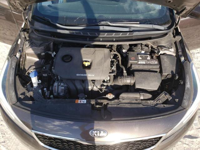 Photo 10 VIN: 3KPFL4A74JE226040 - KIA FORTE 