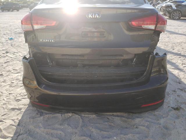 Photo 11 VIN: 3KPFL4A74JE226040 - KIA FORTE 