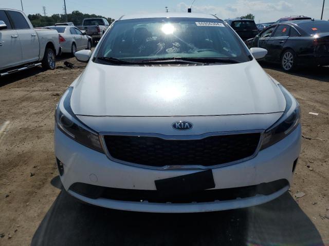 Photo 4 VIN: 3KPFL4A74JE239144 - KIA FORTE LX 