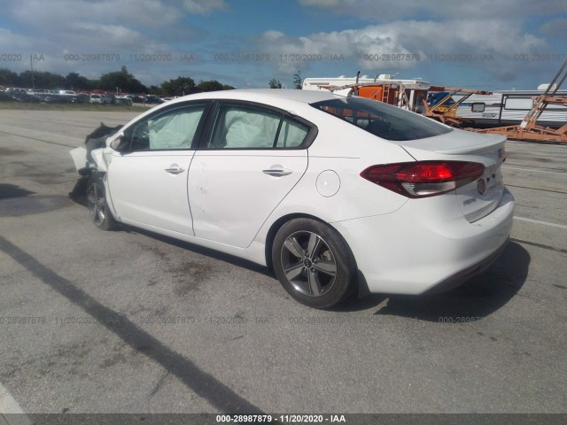 Photo 2 VIN: 3KPFL4A74JE243808 - KIA FORTE 