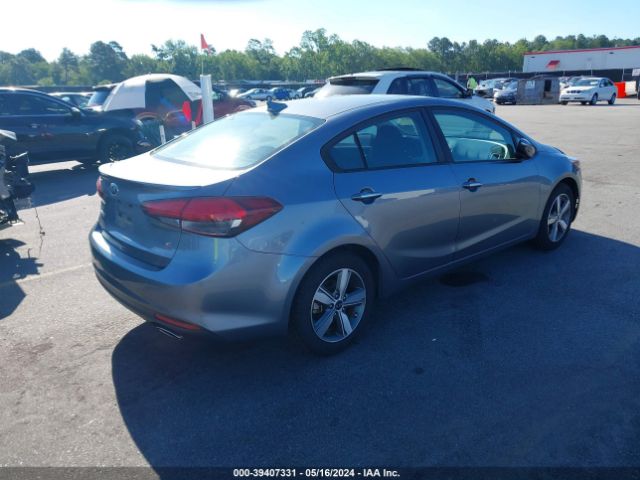 Photo 3 VIN: 3KPFL4A74JE265212 - KIA FORTE 