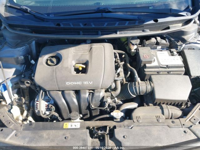 Photo 9 VIN: 3KPFL4A74JE265212 - KIA FORTE 