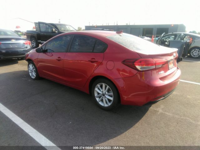 Photo 2 VIN: 3KPFL4A75HE027041 - KIA FORTE 