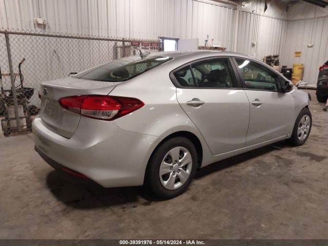 Photo 3 VIN: 3KPFL4A75HE027248 - KIA FORTE 