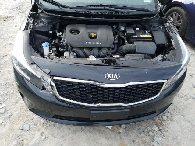 Photo 6 VIN: 3KPFL4A75HE035611 - KIA FORTE LX 