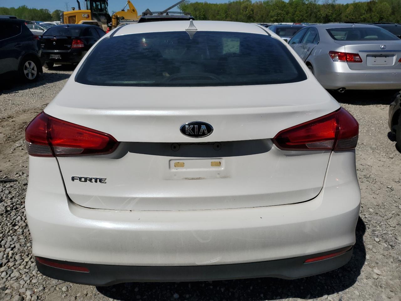 Photo 5 VIN: 3KPFL4A75HE047483 - KIA FORTE 