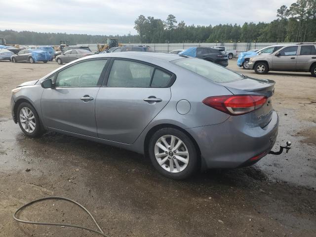 Photo 1 VIN: 3KPFL4A75HE061657 - KIA FORTE LX 