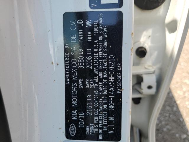 Photo 11 VIN: 3KPFL4A75HE076210 - KIA FORTE LX 