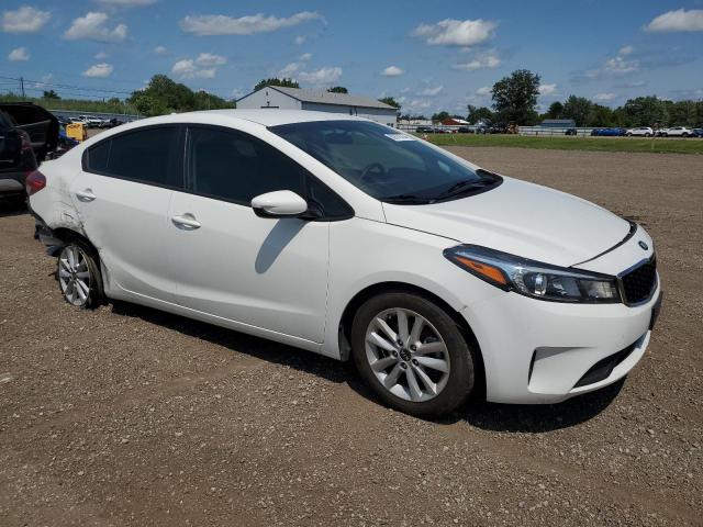 Photo 3 VIN: 3KPFL4A75HE076210 - KIA FORTE LX 