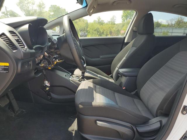 Photo 6 VIN: 3KPFL4A75HE076210 - KIA FORTE LX 