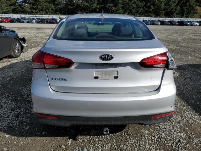 Photo 5 VIN: 3KPFL4A75HE116432 - KIA FORTE LX 