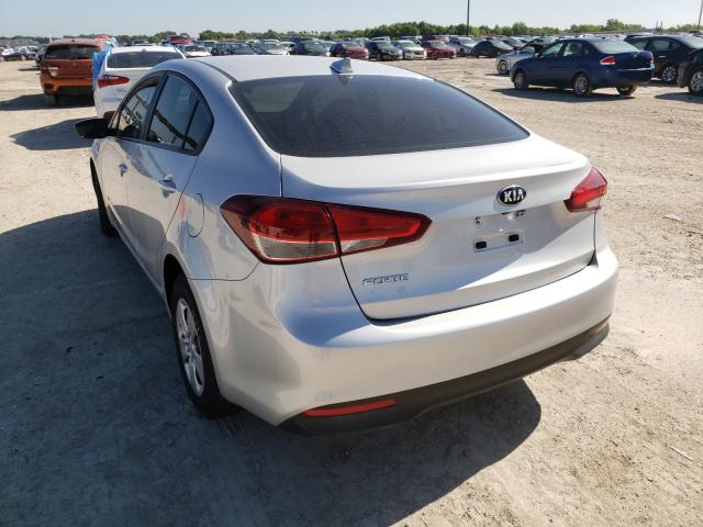 Photo 2 VIN: 3KPFL4A75JE165331 - KIA FORTE LX 