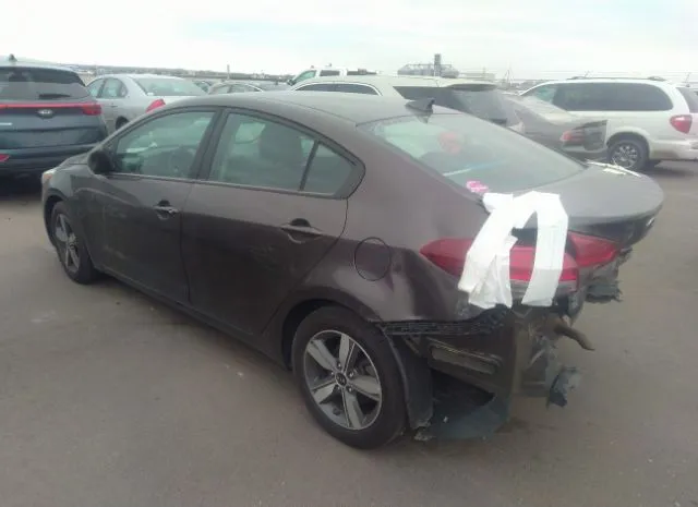 Photo 2 VIN: 3KPFL4A75JE170352 - KIA FORTE 