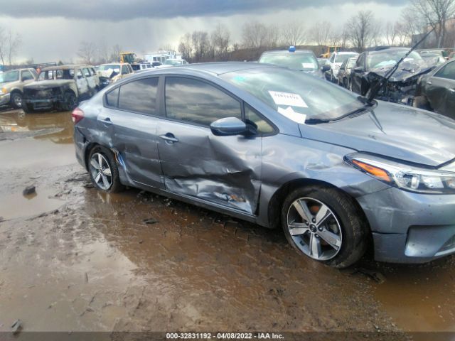 Photo 5 VIN: 3KPFL4A75JE175941 - KIA FORTE 