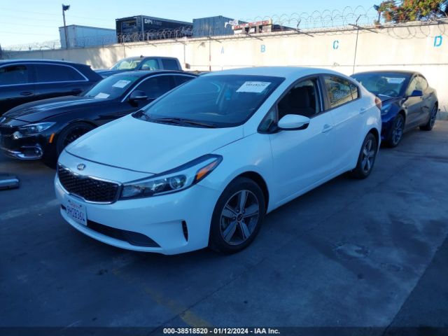 Photo 1 VIN: 3KPFL4A75JE182291 - KIA FORTE 